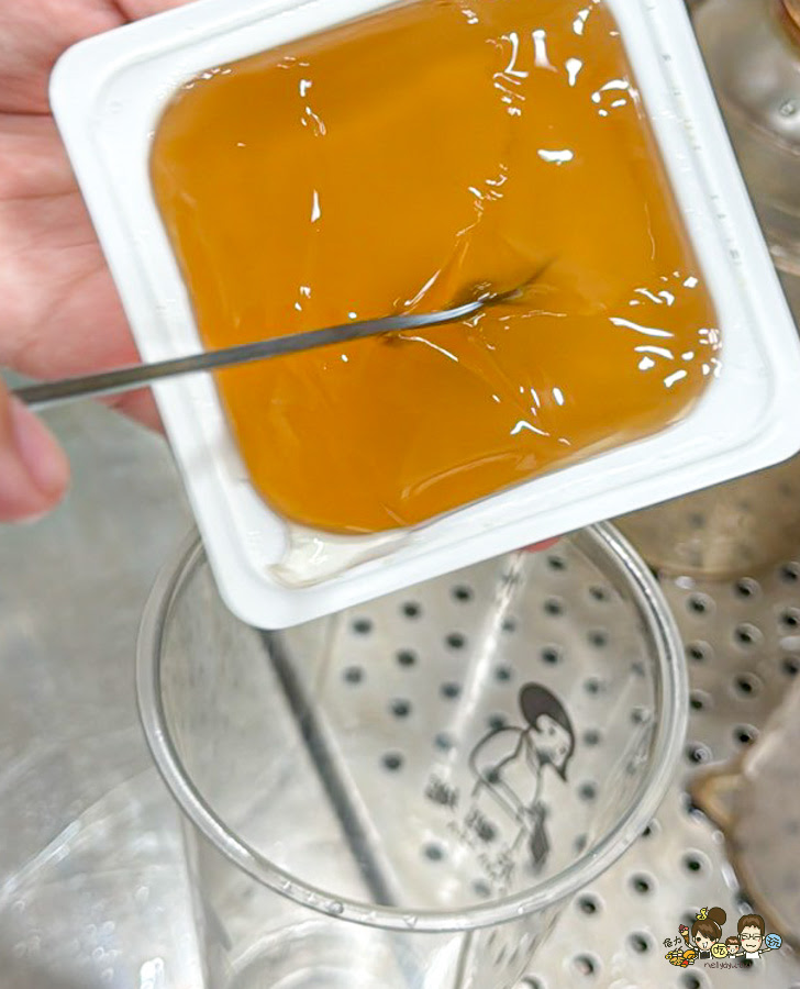 高雄 媽媽紅茶 首間 紅茶專賣 奶蓋 日月潭 手採茶 好喝 推薦 單品茶 無糖 奶茶 奶蓋