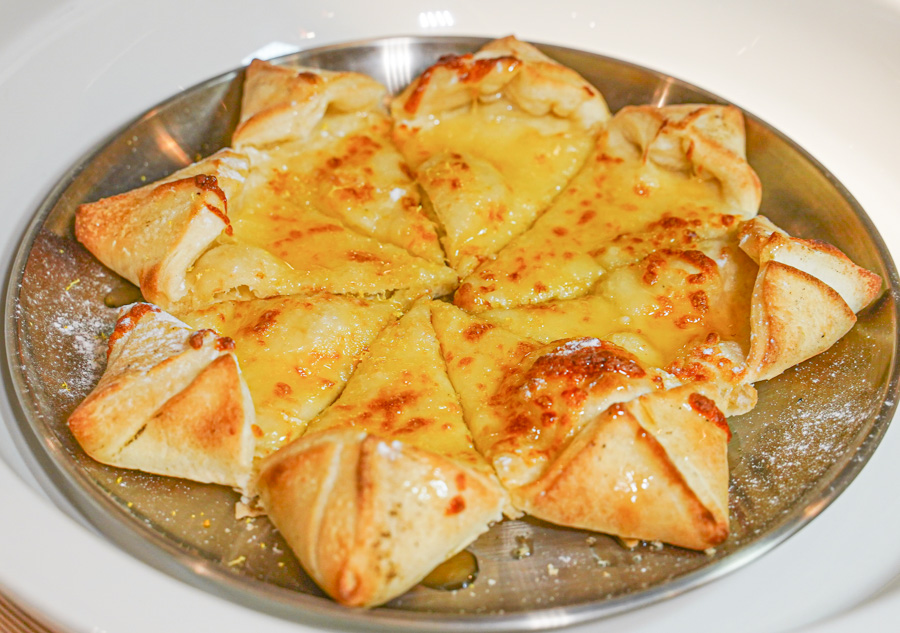 日落饗宴 必吃 好吃 親子 家庭客 高雄吃到飽 無限放題 披薩 義大利麵 燉飯