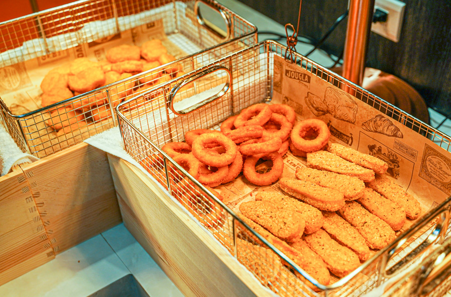 日落饗宴 必吃 好吃 親子 家庭客 高雄吃到飽 無限放題 披薩 義大利麵 燉飯