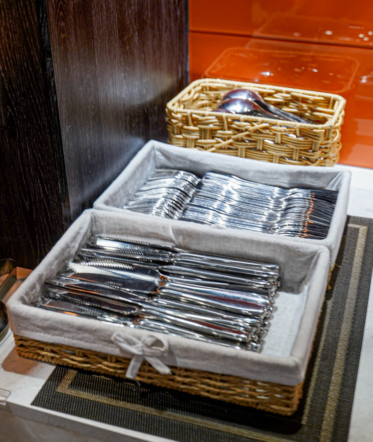 日落饗宴 必吃 好吃 親子 家庭客 高雄吃到飽 無限放題 披薩 義大利麵 燉飯