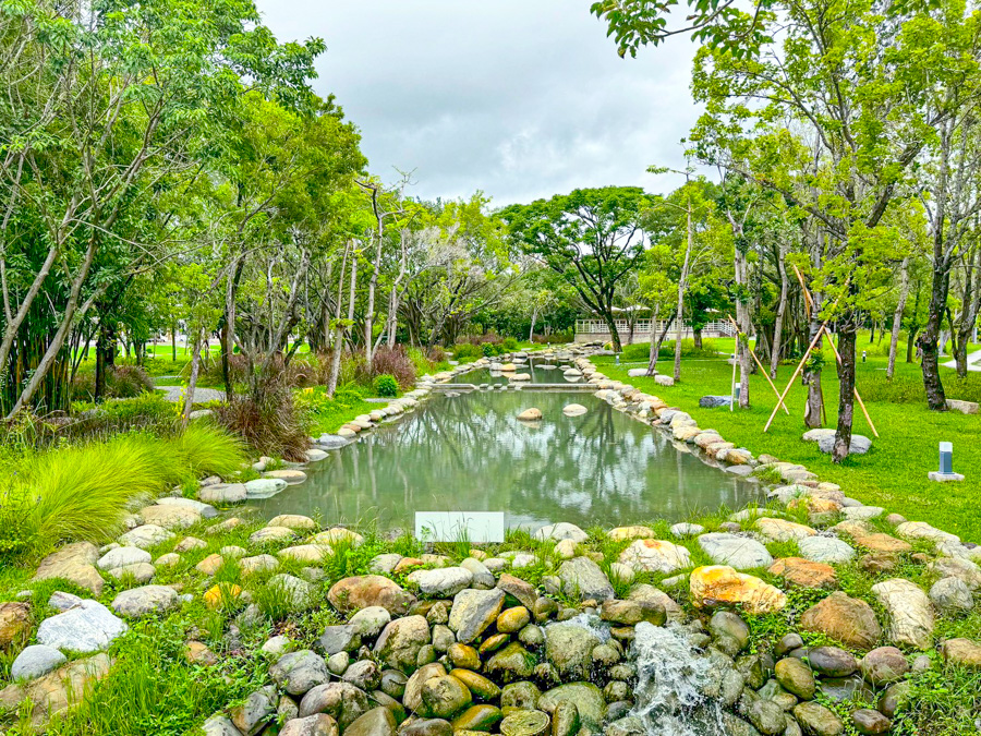 內惟森林親水河道 內惟埤濕地 迷霧森林 內惟森林親水河道 千坪佔地草地 森林系消暑勝地
