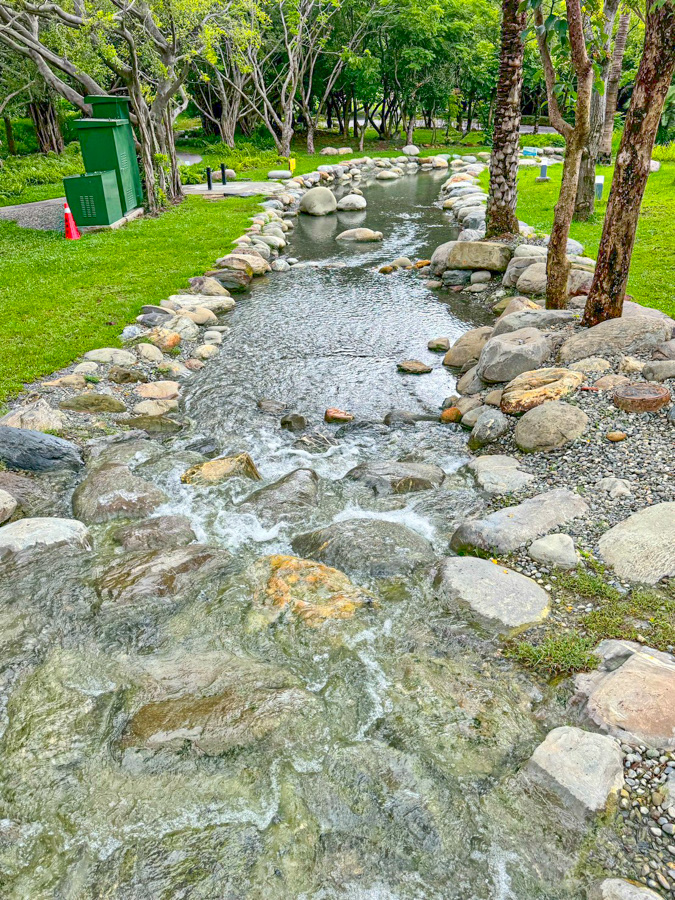 內惟森林親水河道 內惟埤濕地 迷霧森林 內惟森林親水河道 千坪佔地草地 森林系消暑勝地