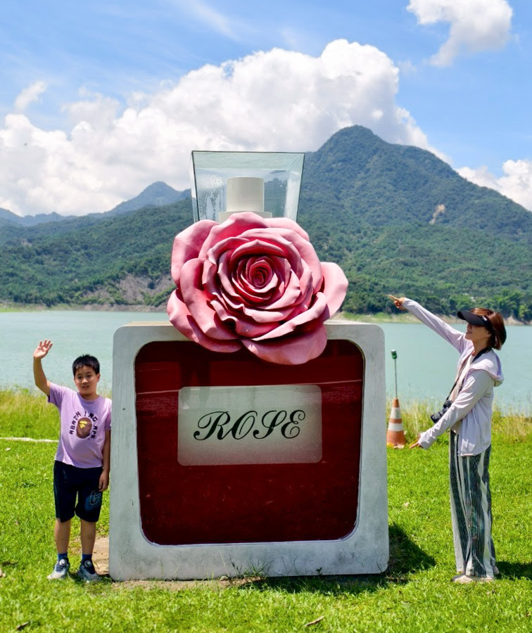 嘉義旅遊 親子 嘉義親子 和平社區 大埔鄉 曾文水庫 搭船 景觀 茶山部落 