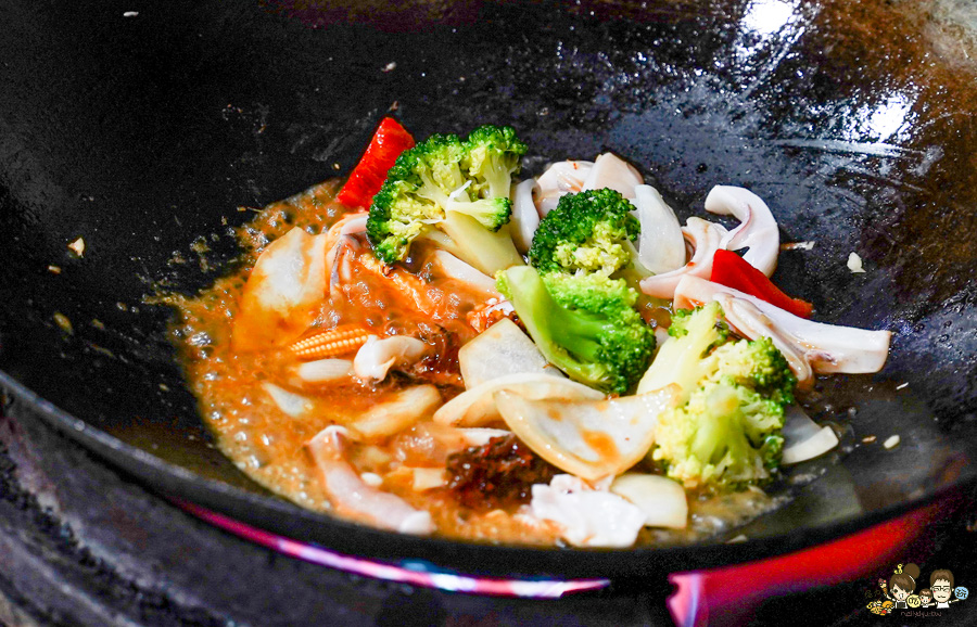 父親節 聚餐 聚會 桌菜 外帶 內用 芳師傅私房料理 高雄美食 推薦必吃 好吃 高雄 聚餐