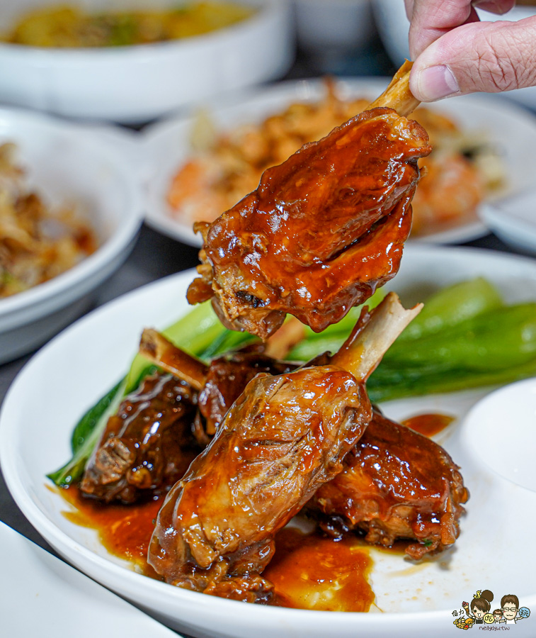 父親節 聚餐 聚會 桌菜 外帶 內用 芳師傅私房料理 高雄美食 推薦必吃 好吃 高雄 聚餐