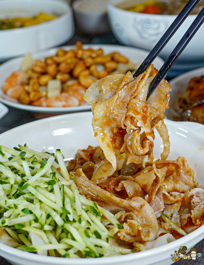 父親節 聚餐 聚會 桌菜 外帶 內用 芳師傅私房料理 高雄美食 推薦必吃 好吃 高雄 聚餐