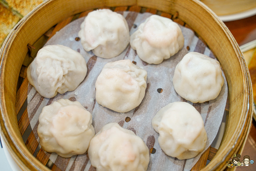 籠帥湯包麵館 左營必吃 左營大路美食 眷村 北方麵食 手工 新鮮 好吃 限量 蔥油餅 獨家 私房 特色 麵食 湯包 蒸餃