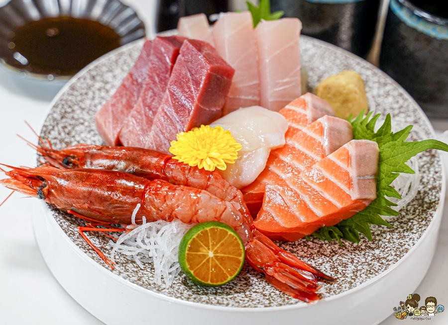 橘葉壽司 · 丼飯專門店 高雄日料 日本料粒 高CP值 好吃 推薦 新鮮 海港 每日 聚餐 宴客 便宜 好吃 生魚片