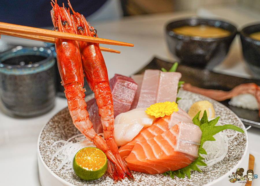 橘葉壽司 · 丼飯專門店 高雄日料 日本料粒 高CP值 好吃 推薦 新鮮 海港 每日 聚餐 宴客 便宜 好吃 生魚片