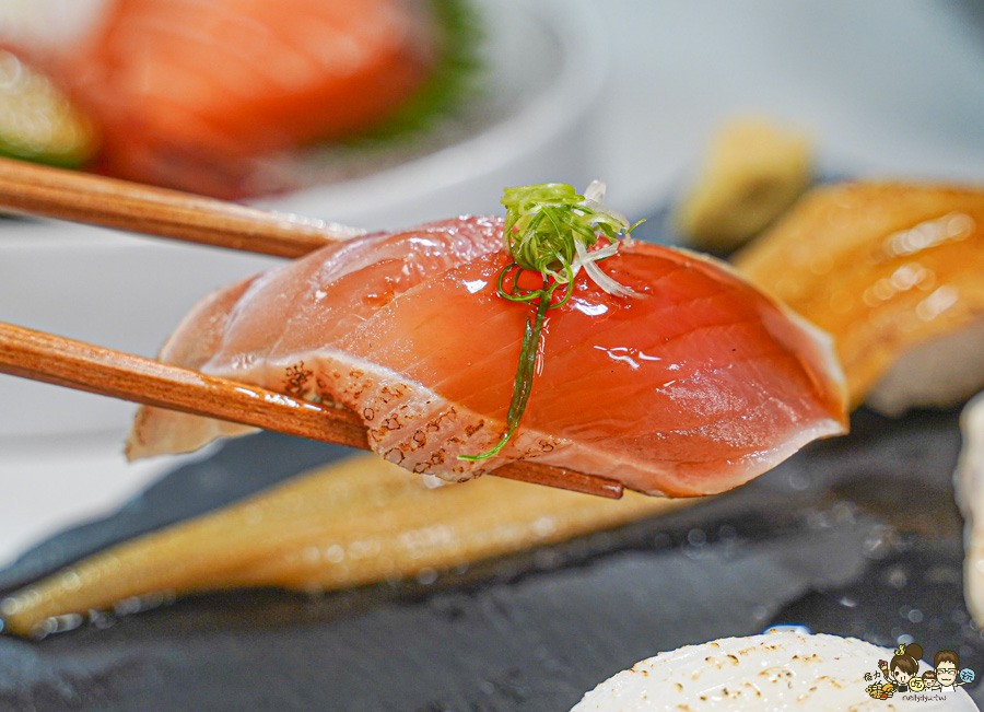 橘葉壽司 · 丼飯專門店 高雄日料 日本料粒 高CP值 好吃 推薦 新鮮 海港 每日 聚餐 宴客 便宜 好吃 生魚片