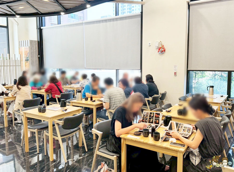 橘葉壽司 · 丼飯專門店 高雄日料 日本料粒 高CP值 好吃 推薦 新鮮 海港 每日 聚餐 宴客 便宜 好吃 生魚片