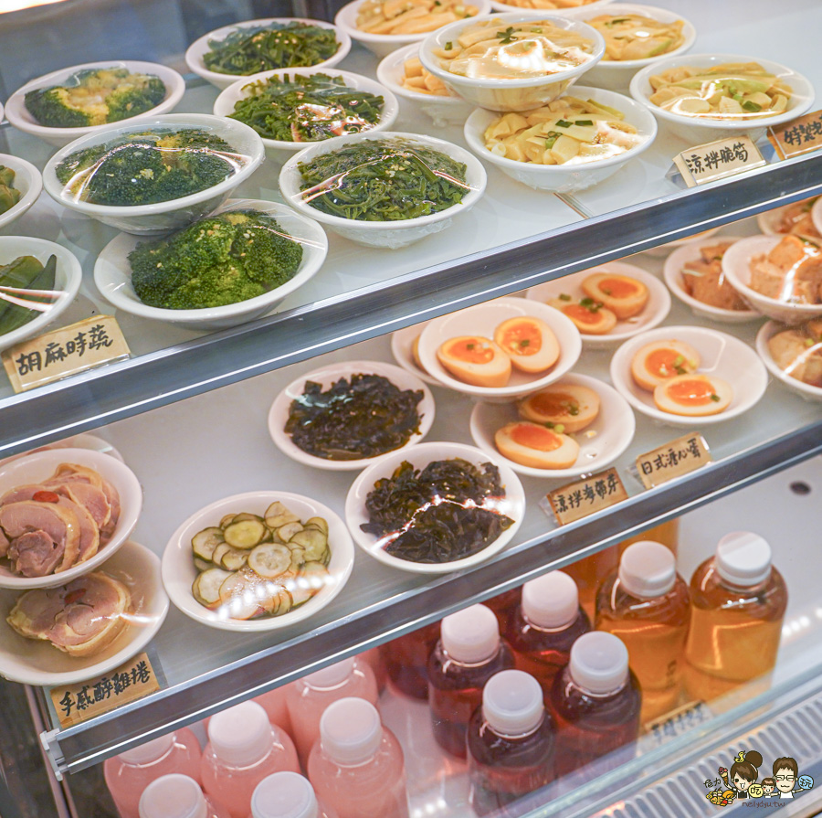 恆春 涼麵 鍋燒 恆春 倆筷伴涼麵鍋燒 恆春創始店 美食 推薦 必吃 墾丁 涼麵 好吃 