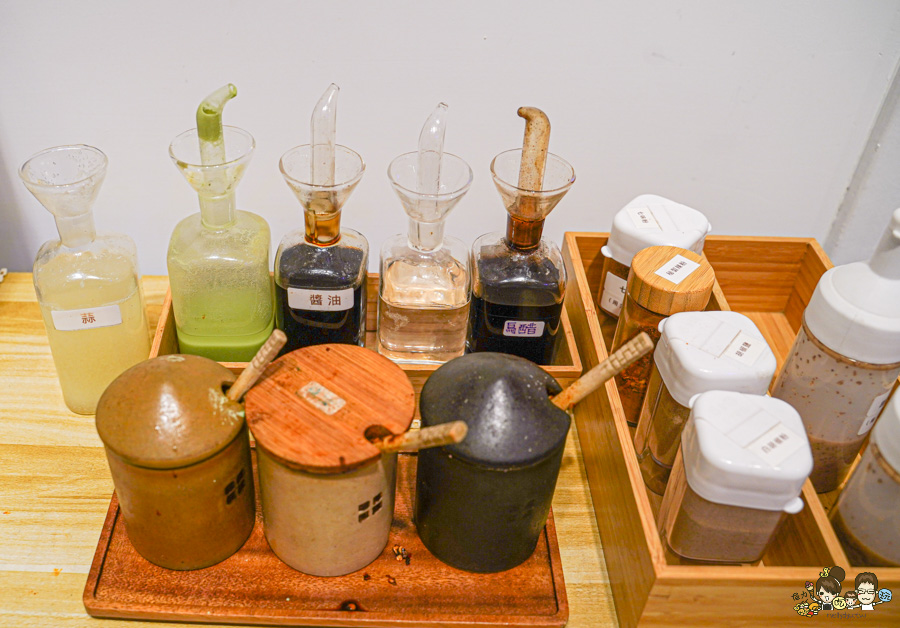 恆春 涼麵 鍋燒 恆春 倆筷伴涼麵鍋燒 恆春創始店 美食 推薦 必吃 墾丁 涼麵 好吃 