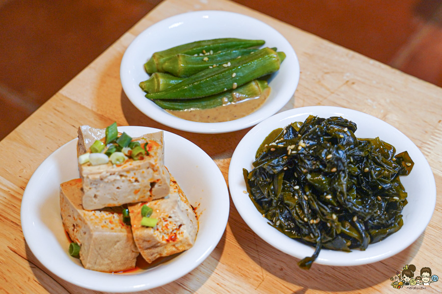 恆春 涼麵 鍋燒 恆春 倆筷伴涼麵鍋燒 恆春創始店 美食 推薦 必吃 墾丁 涼麵 好吃 
