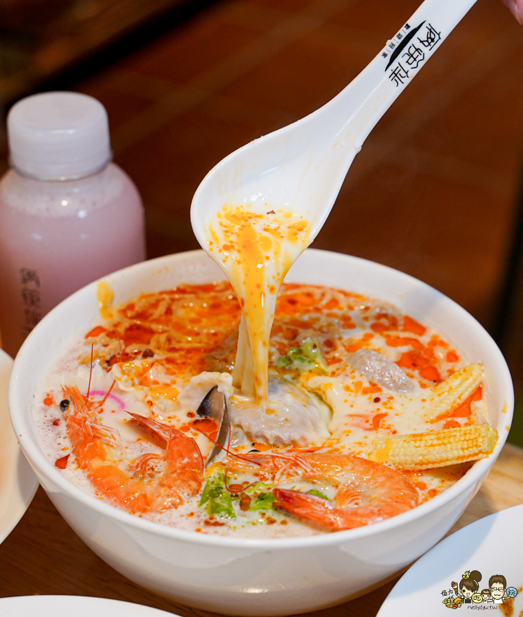 恆春 涼麵 鍋燒 恆春 倆筷伴涼麵鍋燒 恆春創始店 美食 推薦 必吃 墾丁 涼麵 好吃 