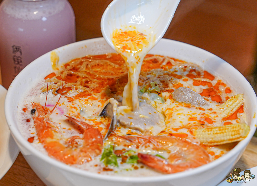 恆春 涼麵 鍋燒 恆春 倆筷伴涼麵鍋燒 恆春創始店 美食 推薦 必吃 墾丁 涼麵 好吃 