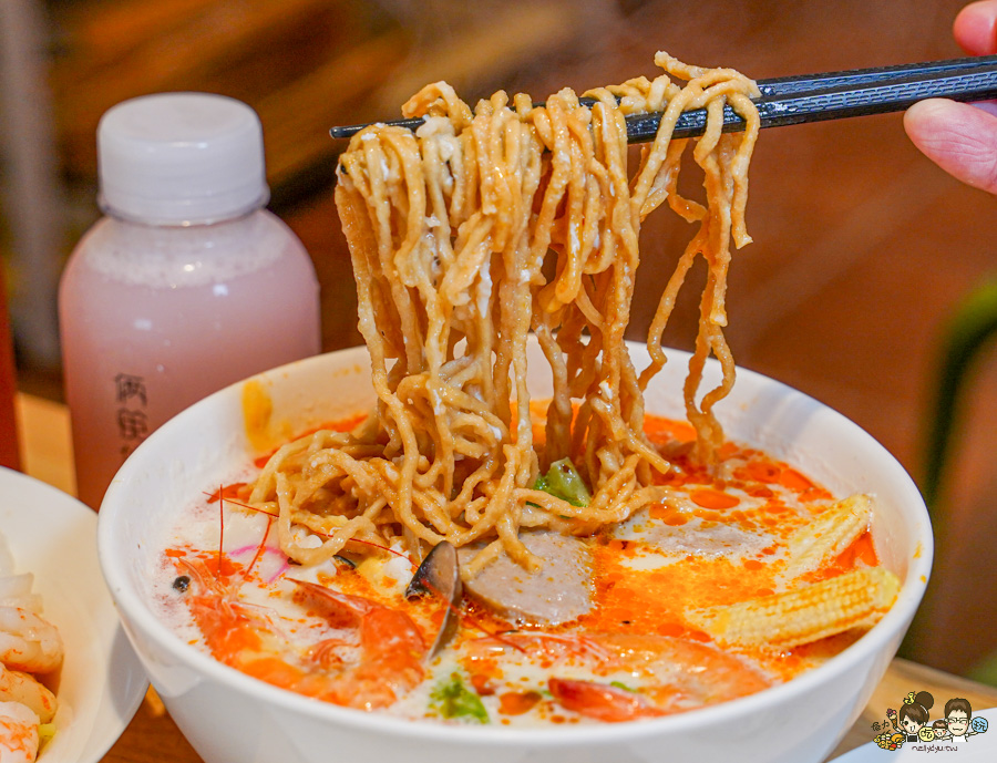 恆春 涼麵 鍋燒 恆春 倆筷伴涼麵鍋燒 恆春創始店 美食 推薦 必吃 墾丁 涼麵 好吃 