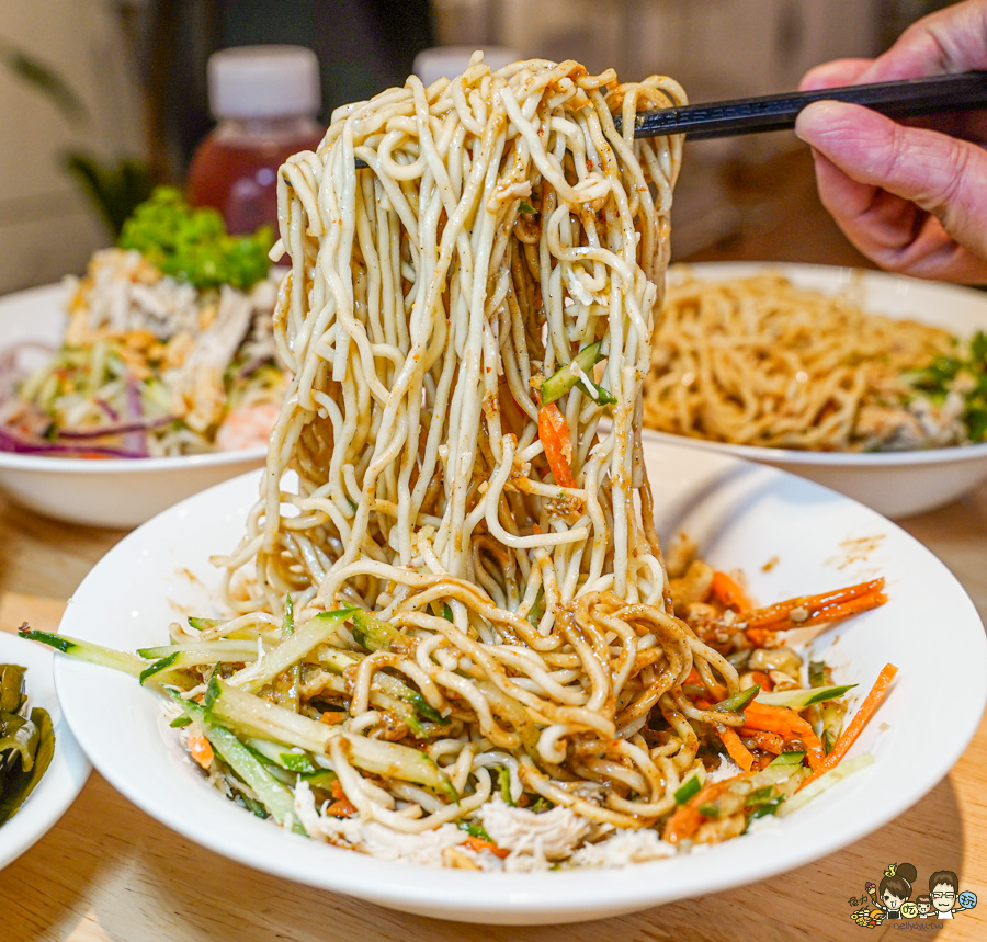 恆春 涼麵 鍋燒 恆春 倆筷伴涼麵鍋燒 恆春創始店 美食 推薦 必吃 墾丁 涼麵 好吃 