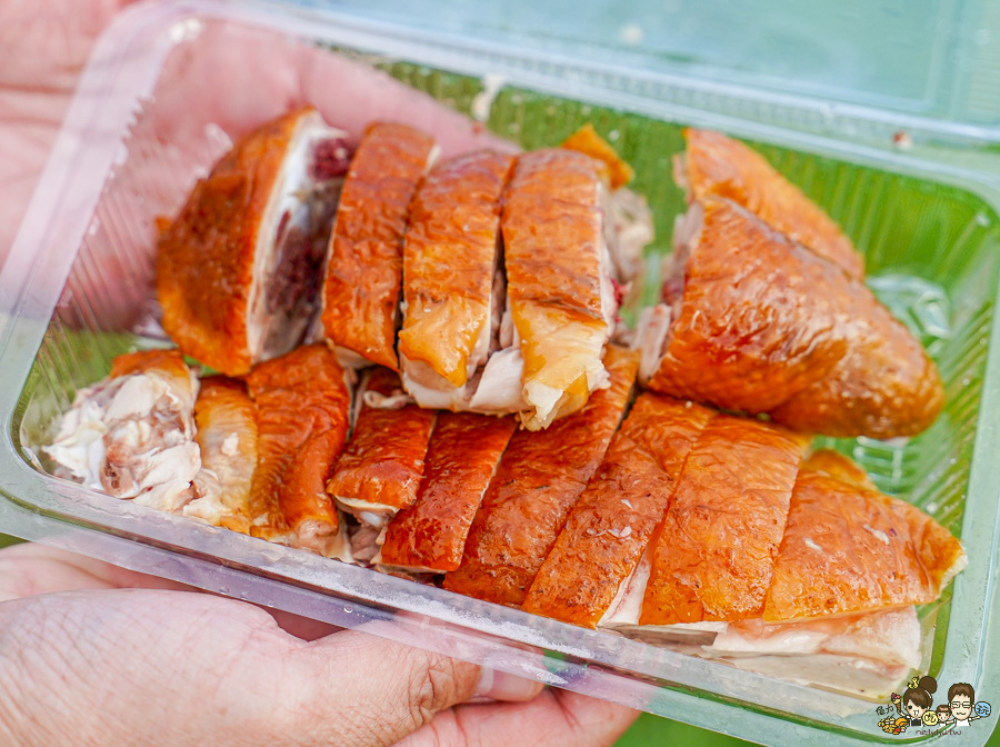  觓雞王 甘蔗雞 鹹水雞 屏東 內埔市場 黃昏市場 必買 美食 必吃 甘蔗雞 鹹水雞 