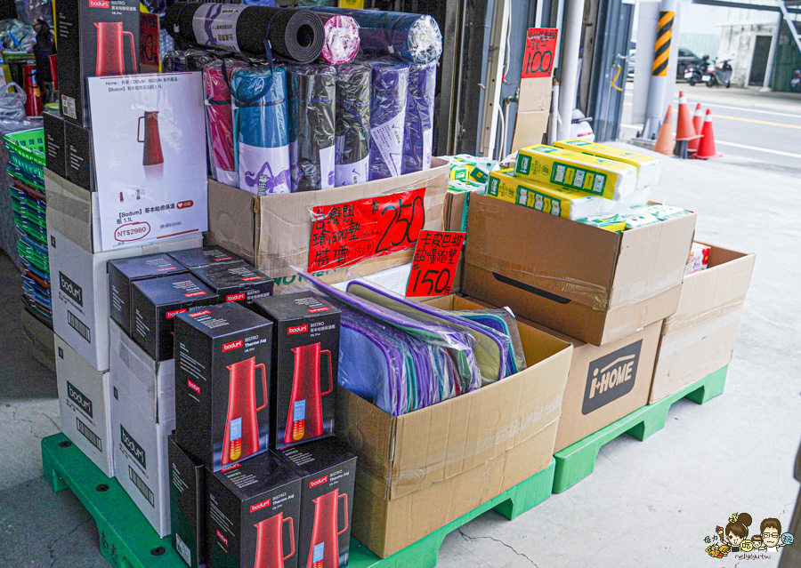 台南 永康 文具 特賣會 正版授權 好買 好逛 銅板 文具 泳衣 雜貨 特賣