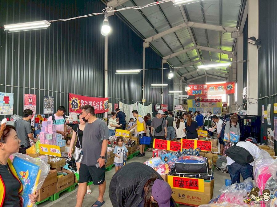 台南 永康 文具 特賣會 正版授權 好買 好逛 銅板 文具 泳衣 雜貨 特賣