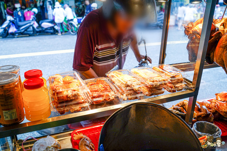  觓雞王 甘蔗雞 鹹水雞 屏東 內埔市場 黃昏市場 必買 美食 必吃 甘蔗雞 鹹水雞 
