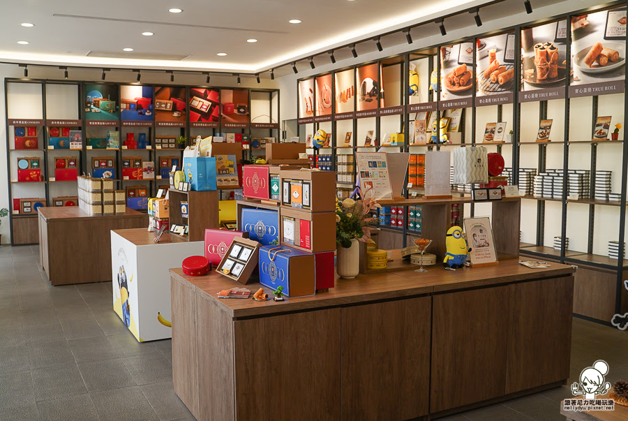 實心蛋捲 中秋 禮盒 限定 小小兵 聯名 推薦 高雄 伴手禮 好吃 推薦 蛋捲 點心 美食 好買 早鳥