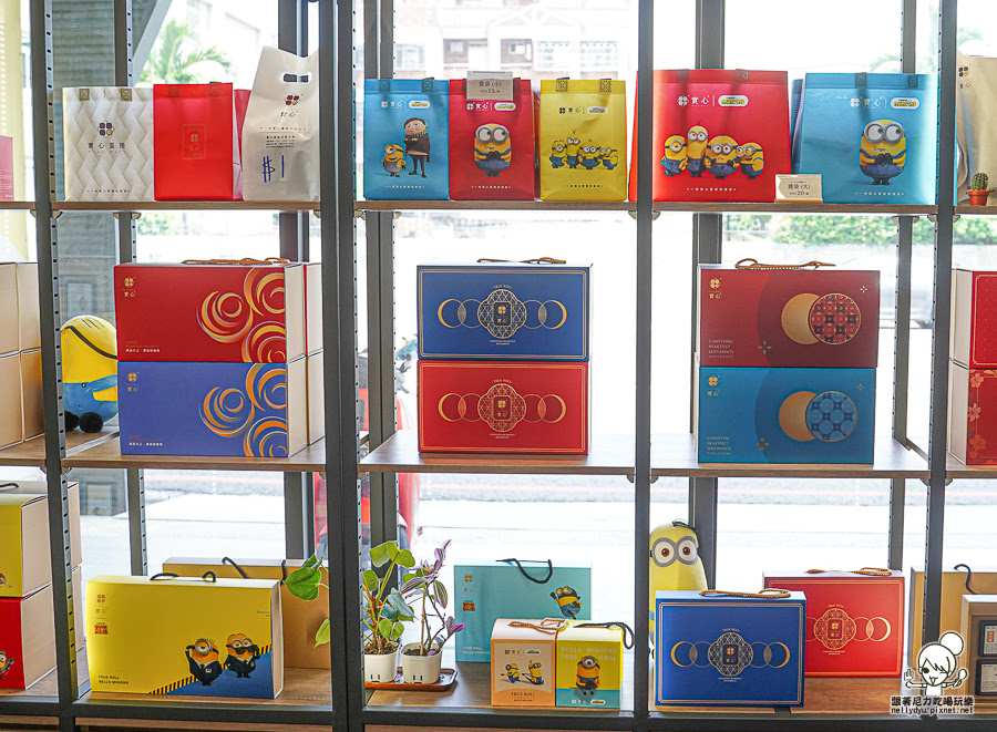 實心蛋捲 中秋 禮盒 限定 小小兵 聯名 推薦 高雄 伴手禮 好吃 推薦 蛋捲 點心 美食 好買 早鳥