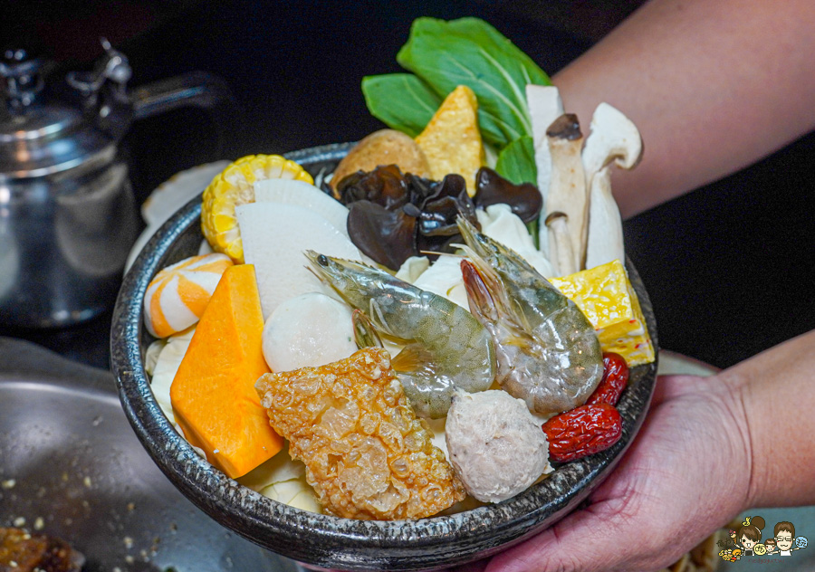高雄老店 老字號 大宅門乾鍋鴨頭 好吃 推薦 聚餐 聚會 包廂 北高雄 私房菜 手路菜