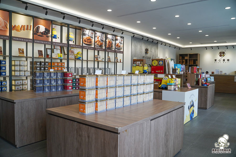 實心蛋捲 中秋 禮盒 限定 小小兵 聯名 推薦 高雄 伴手禮 好吃 推薦 蛋捲 點心 美食 好買 早鳥