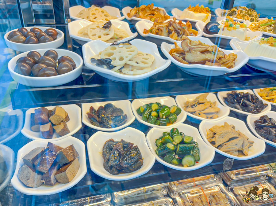 阿宏飯湯 高雄 必吃 古早味 懷舊 五甲美食 旗艦店 台語歌手 