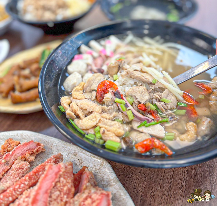 阿宏飯湯 高雄 必吃 古早味 懷舊 五甲美食 旗艦店 台語歌手 