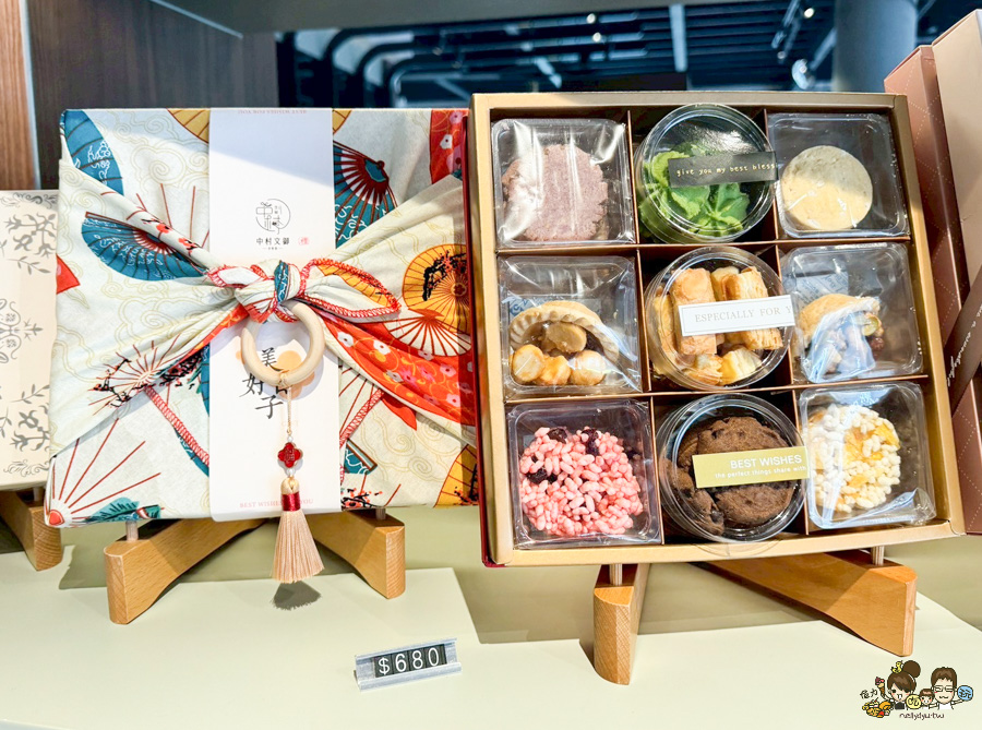 仁武咖啡 最大 三十早人羽 高雄 甜點吃到飽 主餐 鹹食 聚餐 慶生 約會 網美 禮盒 零售 手工餅乾 喜餅 月餅