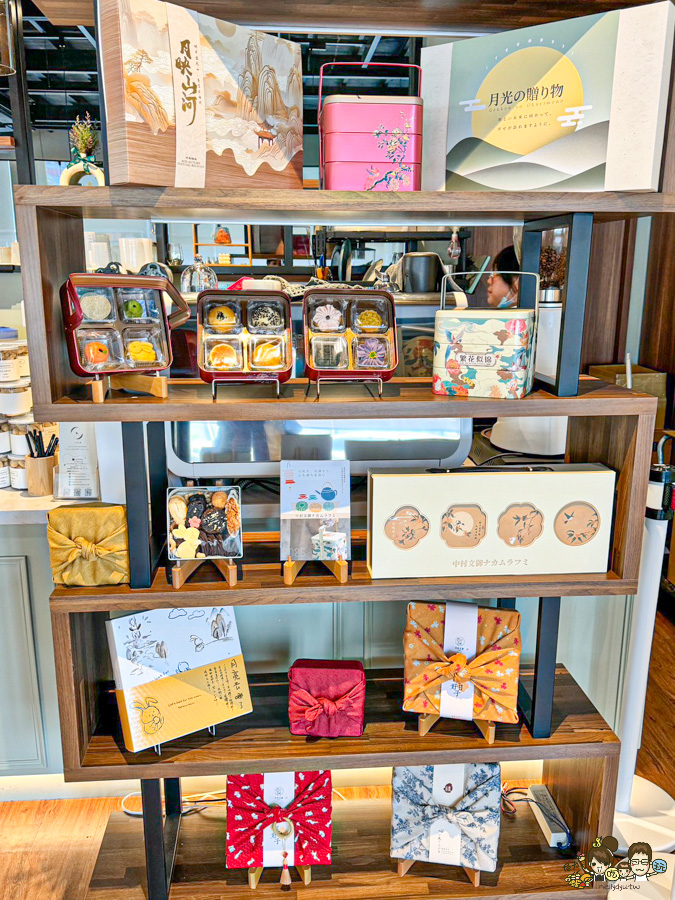 仁武咖啡 最大 三十早人羽 高雄 甜點吃到飽 主餐 鹹食 聚餐 慶生 約會 網美 禮盒 零售 手工餅乾 喜餅 月餅