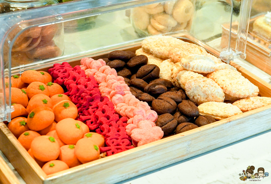 仁武咖啡 最大 三十早人羽 高雄 甜點吃到飽 主餐 鹹食 聚餐 慶生 約會 網美 禮盒 零售 手工餅乾 喜餅 月餅