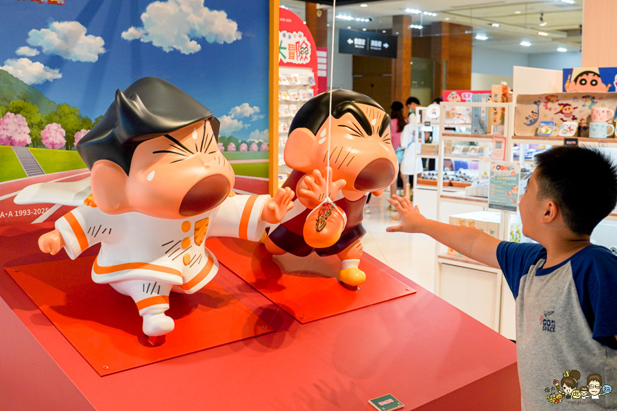蠟筆小新 高雄 免費 夢時代 商城 限定商品 獨家商品 大港橋 好逛 親子 購物