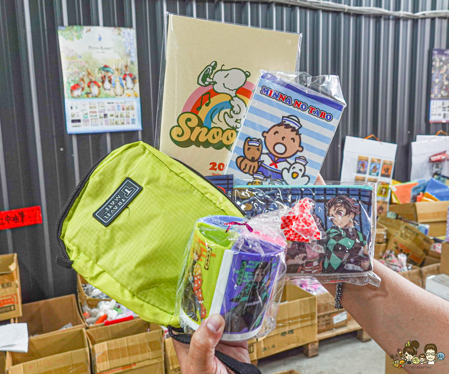 文具 正版 銅板價 特賣會 好買 好逛 台南 永康 必買 書包 泳衣 行李箱