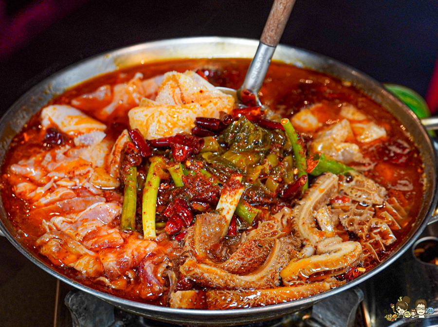 開串 吃到飽 串燒 烤物 炸物 鍋物 文山特區 消夜 晚餐 聚餐 高雄美食 必吃 首間