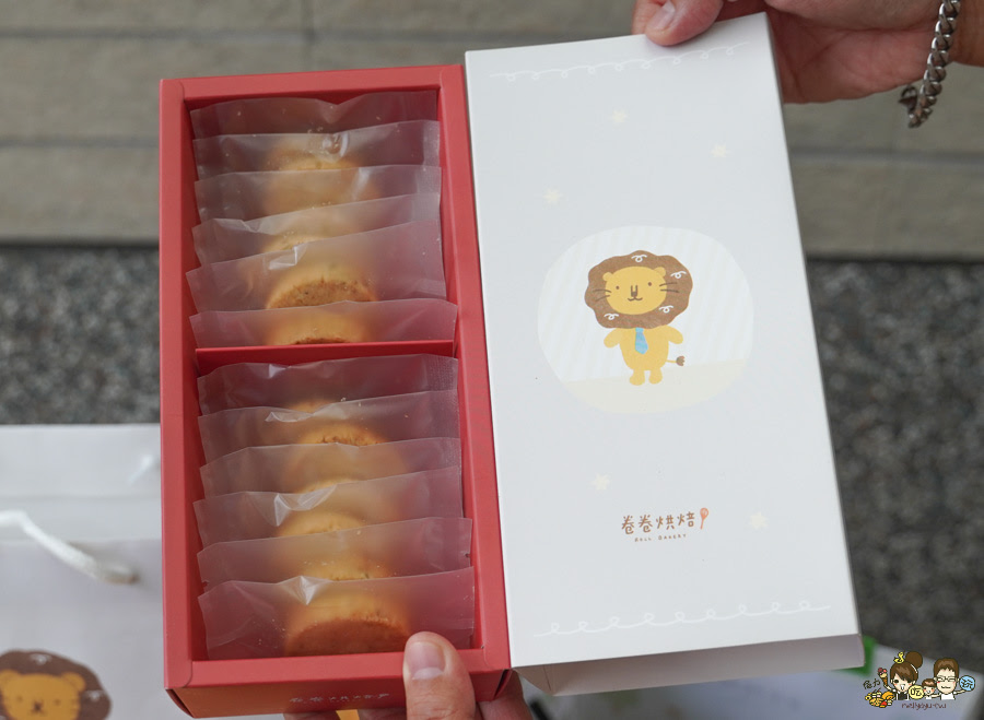 高雄 卷卷烘焙 甜點 點心 生乳銅鑼燒 造型 可愛 好吃 推薦 必買 左營 伴手禮 手信 彌月 禮盒 烏日餅