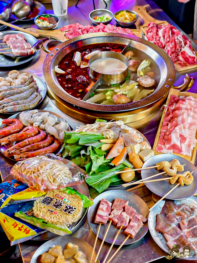 高雄開麻開辣 火鍋 熱炒 吃到飽 高雄吃到飽 三民 美食 聚餐 必追 好吃 晚餐 消夜 獨創 獨家 首間