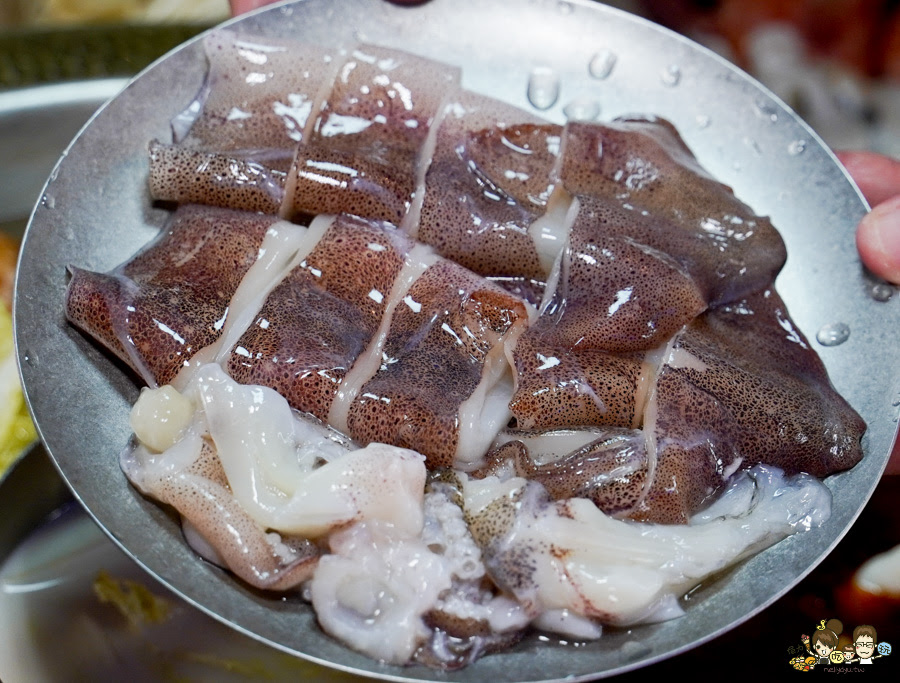 高雄開麻開辣 火鍋 熱炒 吃到飽 高雄吃到飽 三民 美食 聚餐 必追 好吃 晚餐 消夜 獨創 獨家 首間