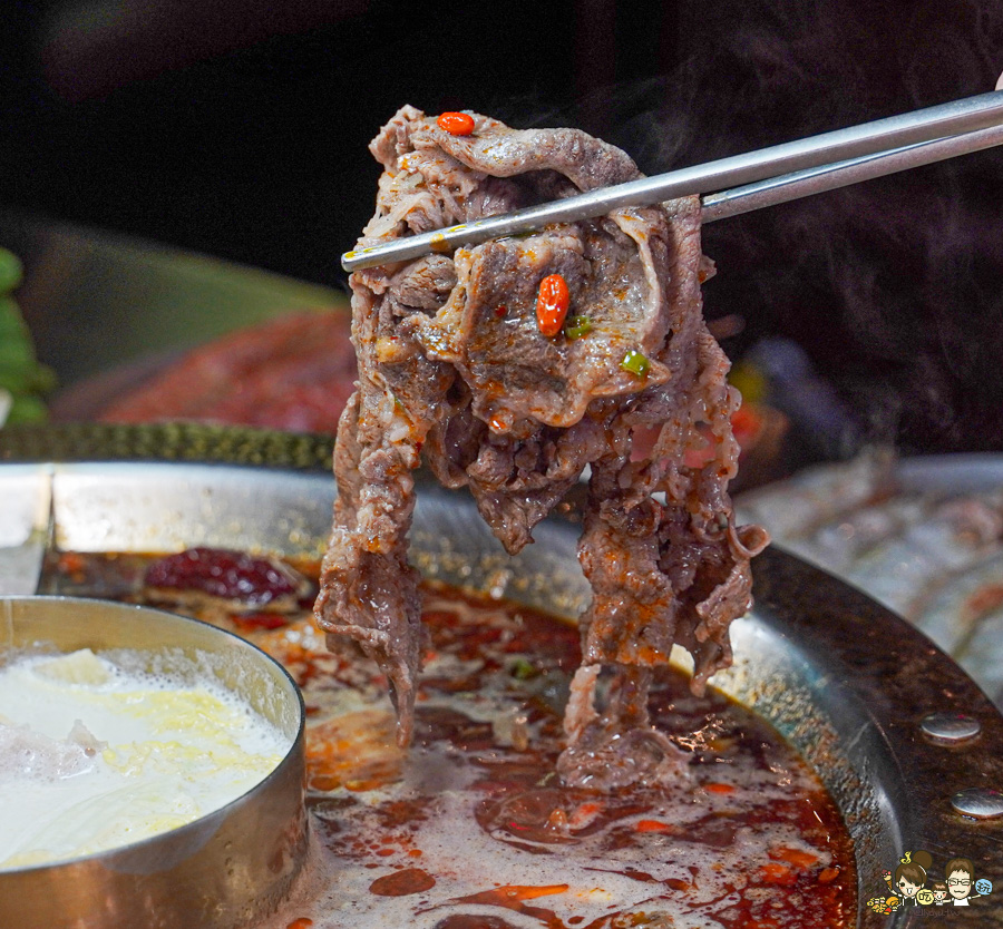 高雄開麻開辣 火鍋 熱炒 吃到飽 高雄吃到飽 三民 美食 聚餐 必追 好吃 晚餐 消夜 獨創 獨家 首間