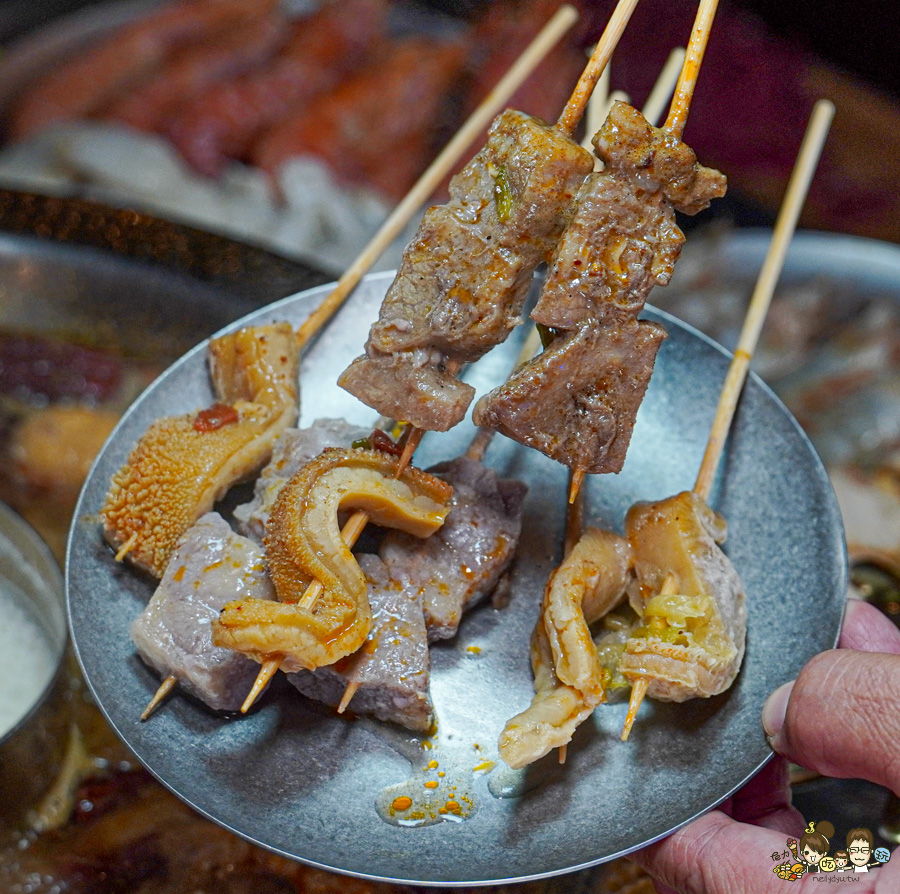 高雄開麻開辣 火鍋 熱炒 吃到飽 高雄吃到飽 三民 美食 聚餐 必追 好吃 晚餐 消夜 獨創 獨家 首間