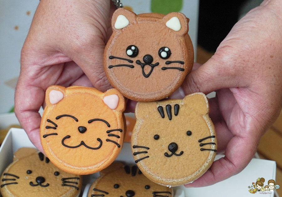 高雄 卷卷烘焙 甜點 點心 生乳銅鑼燒 造型 可愛 好吃 推薦 必買 左營 伴手禮 手信 彌月 禮盒 烏日餅