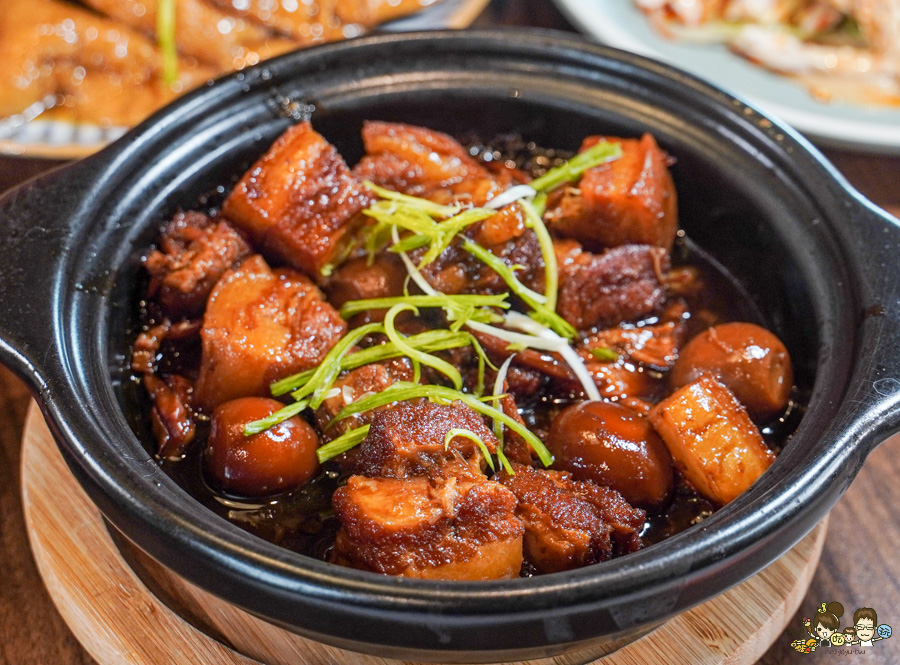 復興北 外婆家 鄧師傅功夫菜 桌菜 合菜 聚餐 大菜 阿嬤私房料理 拿手料理 高雄美食 必吃 高雄聚餐