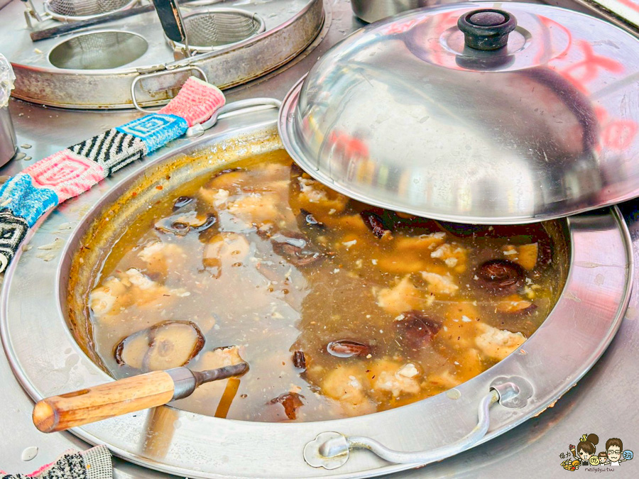  趙小姐香菇肉羹 前金美食 市場旁 好吃 推薦 古早味 霸氣