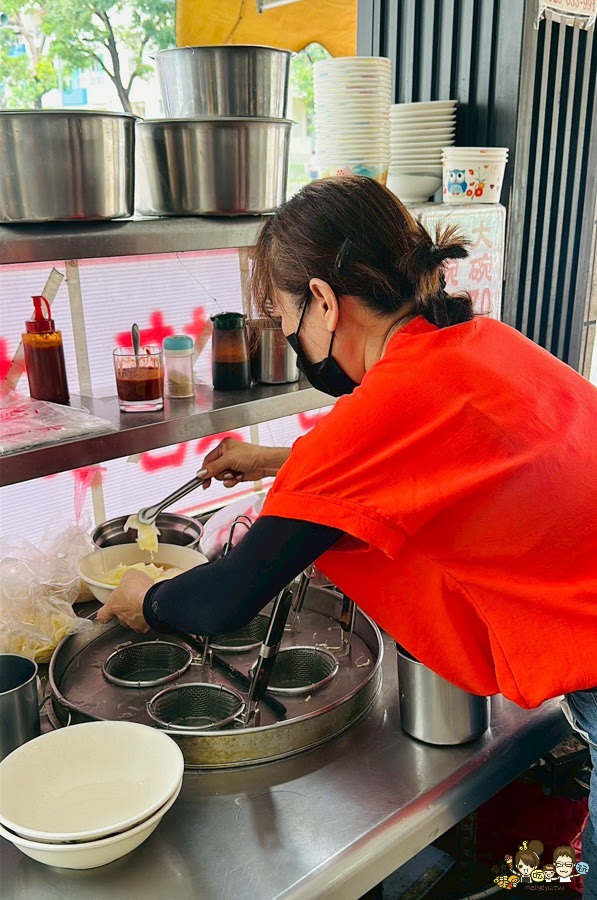  趙小姐香菇肉羹 前金美食 市場旁 好吃 推薦 古早味 霸氣