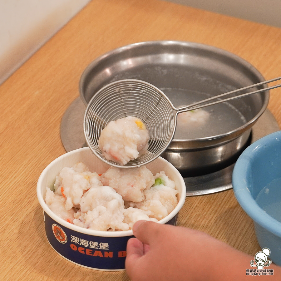 宏裕行花枝丸館 觀光工廠 DIY 花枝 蝦排 好玩 好逛 親子 高雄景點 高雄旅遊 