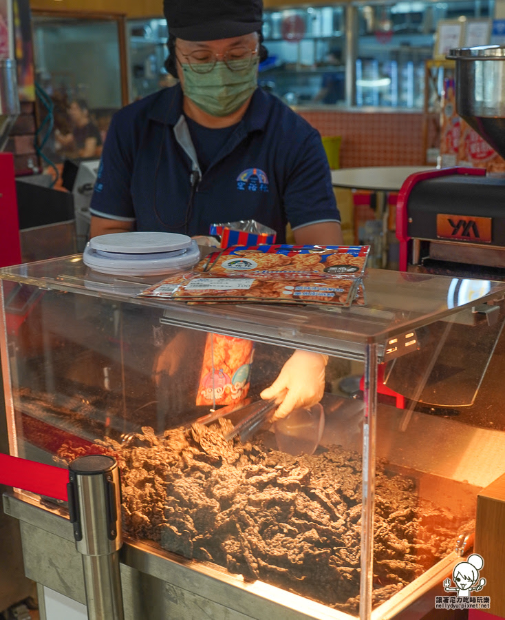 宏裕行花枝丸館 觀光工廠 DIY 花枝 蝦排 好玩 好逛 親子 高雄景點 高雄旅遊 
