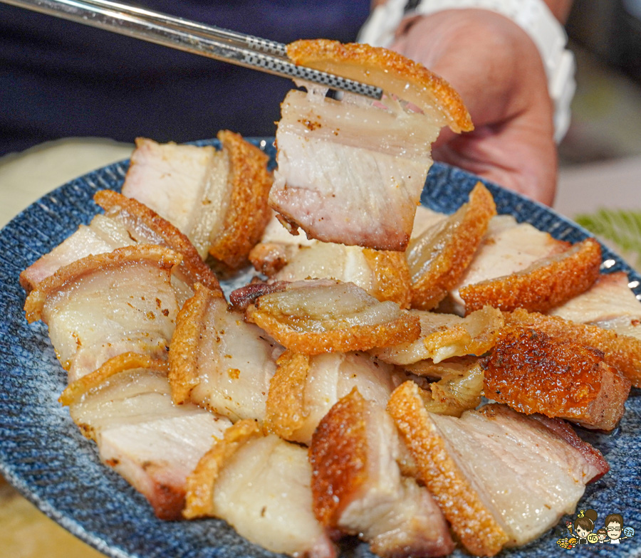 貓頭鷹鍋物 上湯鍋物料 鍋物 高雄美食 聚餐 鳳山美食 商務 包箱 聚餐 聚會 龍蝦 澎派 海陸